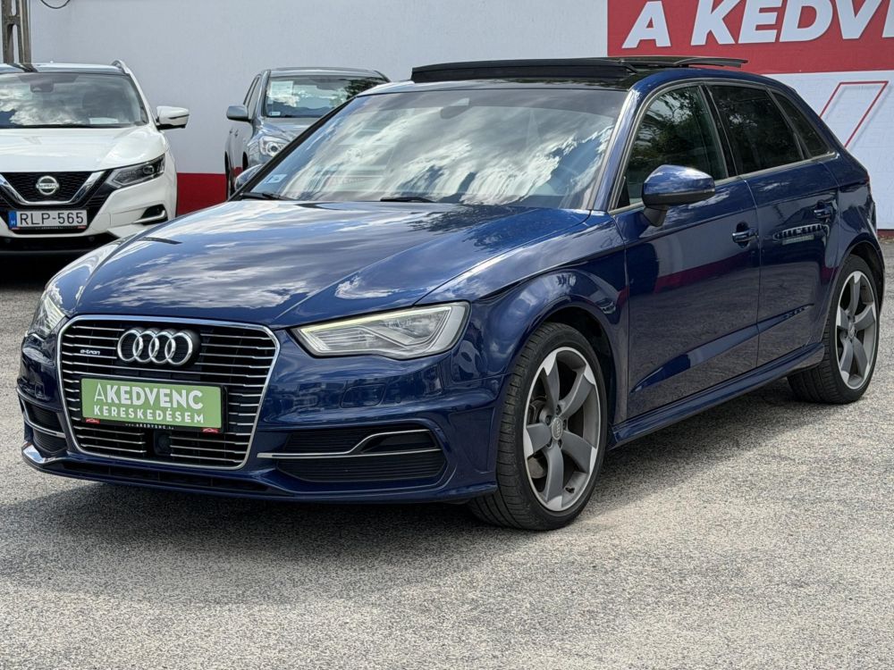 AUDI A3 Sportback 1.4 TFSI Ambiente S-tronic e-tron Bang and Olufsen. panoráma tető. 40km elektromos hatótáv. vezérlés cserélve!