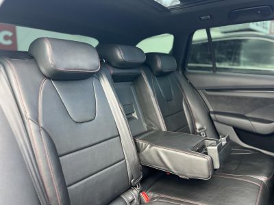 SKODA OCTAVIA Combi 2.0 TDI SCR RS DSG Magyarországi. Gyári fényezés. Végig vezetett szervizkönyv!