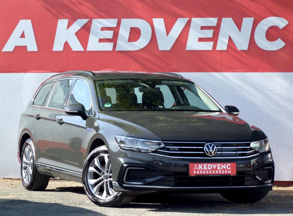 VOLKSWAGEN PASSAT VIII