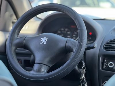 PEUGEOT 206 1.4 Presence Friss műszaki vizsga Jéghídeg klíma! Okos döntés!