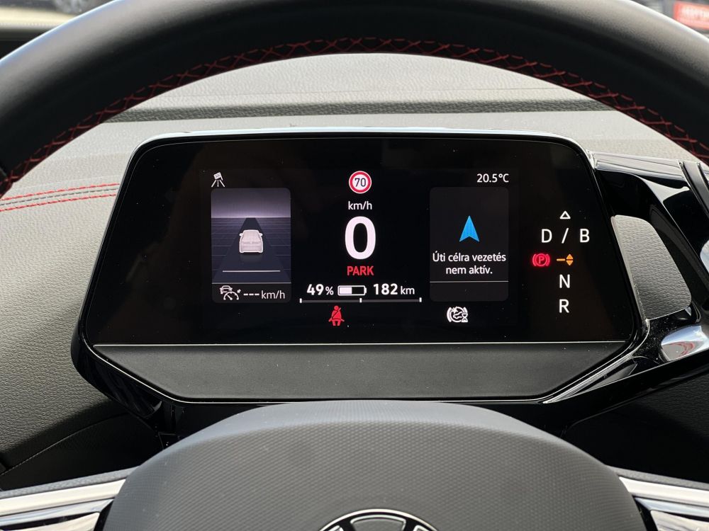 VOLKSWAGEN ID.5 77 kWh GTX 4Motion 60e km. téli-nyári kerék garnitúra. megkímélt állapot!