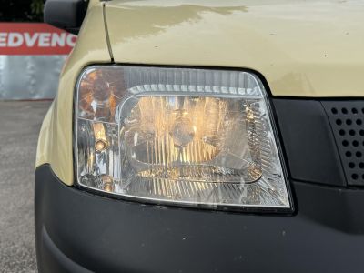 FIAT PANDA 1.1 Active 22e km!! Magyarországi. 4 évszakos gumik. Vonóhorog!
