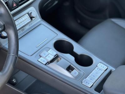 HYUNDAI KONA EV 64kWh Premium 124e km. 400+ hatótáv. napfénytető. Kitünő állapot!