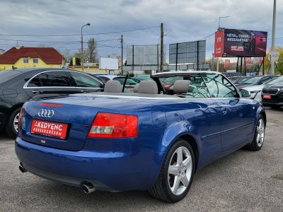 AUDI A4 CABRIO 2.4 V6 Multitronic