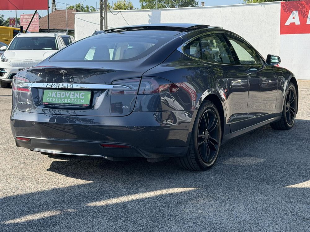TESLA MODEL S 85 (Automata) SC01. CCS UPGRADE. FREE SUPERCHARGER. 88% AKKU!