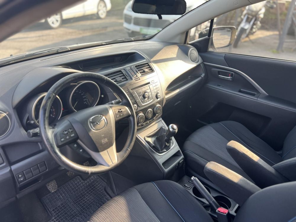 MAZDA 5 1.8 TX 7 személyes FACELIFT. Kétoldali tolóajtó. Új 4 évszakos gumik!