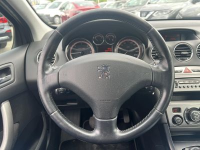 PEUGEOT 308 SW 1.6 HDi Confort Pack Tempomat Digitklíma Vonóhorog Szervizelt!