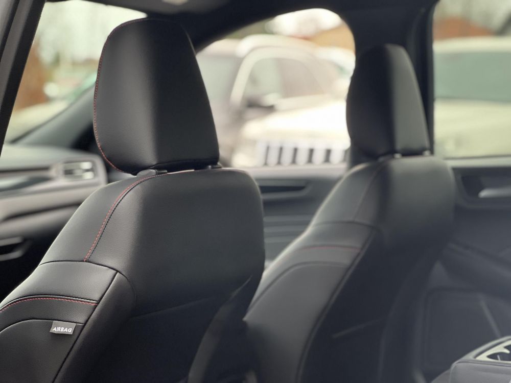 FORD KUGA 2.5 PHEV ST-Line X CVT Bang&Olufsen. Carplay. fűthető kormány- és ülésfűtés