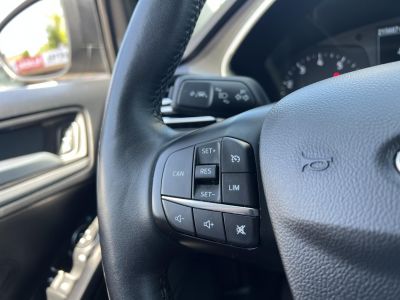 FORD FOCUS 1.0 EcoBoost Active M.o.-i. 1.tul. Márkaszervizelt!