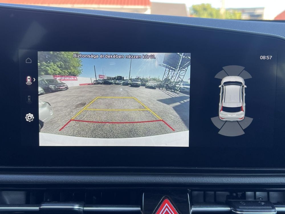KIA NIRO e-Niro 64kWh Gold Carplay. Tolatókamera. Virtual cockpit. Végig márkaszervizelt!