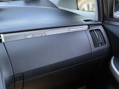 TOYOTA PRIUS PLUG-IN