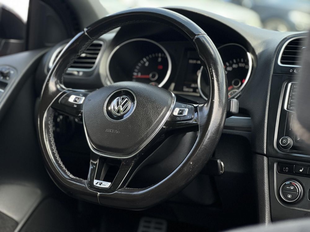 VOLKSWAGEN GOLF VI 2.0 TDI Cabrio 108e km