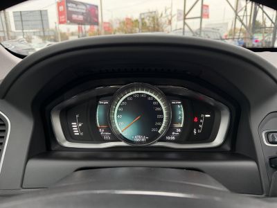 VOLVO XC60 2.0 D [D4] Momentum Geartronic FWD 155e km. Magyarországi Navi Memória Tempomat Ülésfűtés PDC Bluetooth