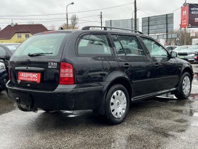SKODA OCTAVIA Combi 1.6 Classic Klíma Vonóhororg City szervó!