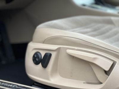 VOLKSWAGEN PASSAT VII 2.0 CR TDI Highline BMT DSG M.o.-i. világos belső. magas felszereltség!