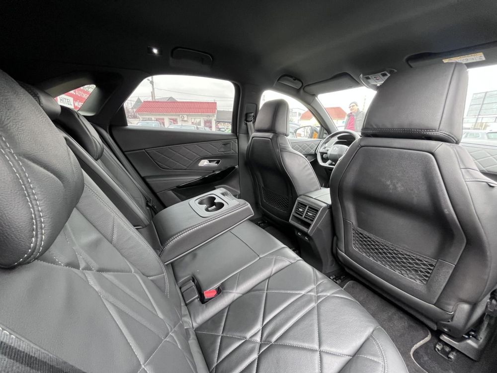 DS DS 7 Crossback 1.5 BlueHDi Rivoli S&S EAT8 Prémium felszereltség. Mátrix LED fényszórók