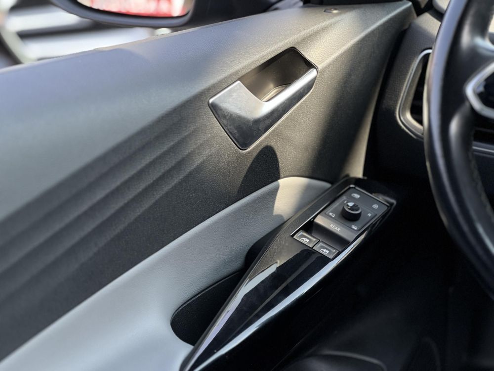 VOLKSWAGEN ID.3 77kWh PRO S HEAD-UP DISPLAY. IQ LIGHT. CARPLAY. MASSZÁZS. 500KM HATÓTÁV