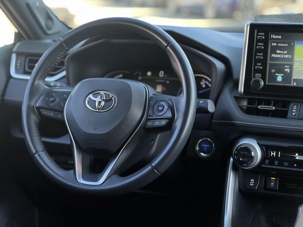 TOYOTA RAV 4 Rav4 2.5 Hybrid Black Edition e-CVT JBL 126e km. LED. sérülésmentes. CARPLAY. kifogástalan állapot!