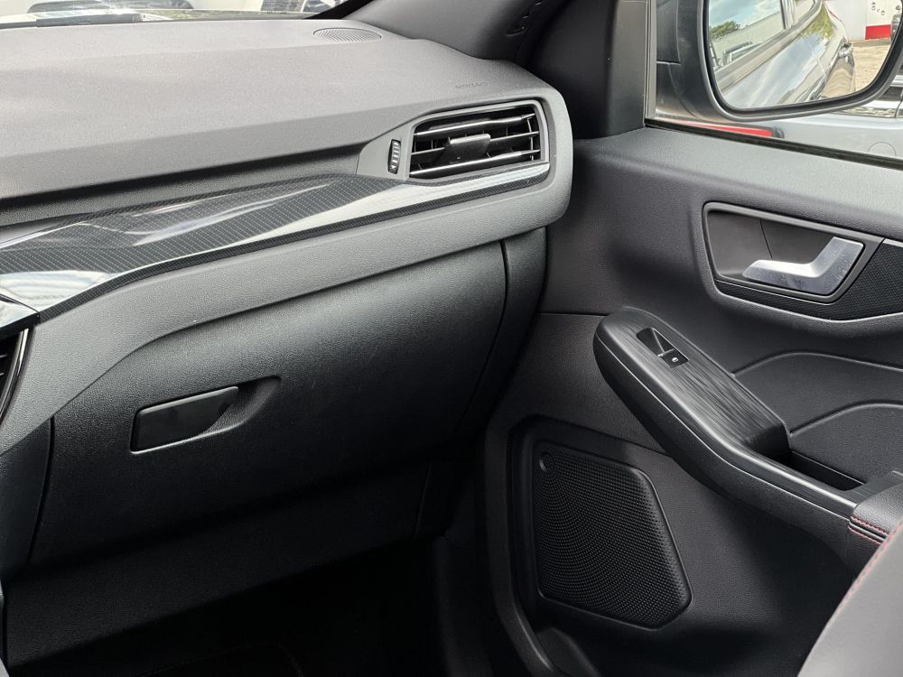 FORD KUGA 2.5 PHEV ST-Line X Graphite Tech Edition CVT panorámatető. 70 km elektromos hatótáv. Carplay