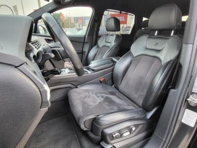 AUDI Q7 3.0 V6 TDI quattro Tiptronic ic [7 személy] S-line Magyarországi LED Virtual Cockpit Távtartó Navi BOSE Memória