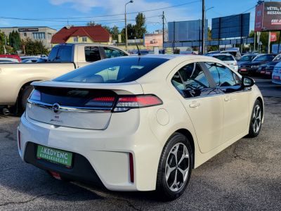 OPEL AMPERA E-Pioneer (Automata) 121e km. Zöld rendszám. Navi Tempomat Kamera Bose Ülésfűtés Bőr Keyless