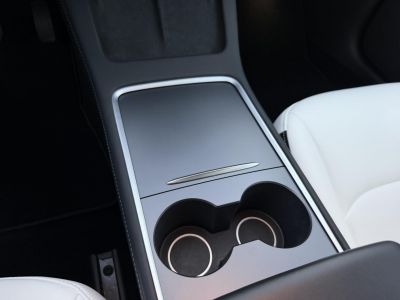 TESLA MODEL 3 Long Range AWD (Automata) 75e km. FEHÉR BELSŐ!