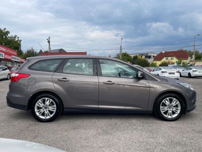 FORD FOCUS 1.6 TDCi Trend 171e km. Klíma Bluetooth Vonóhorog Téli-nyári garnitúra!