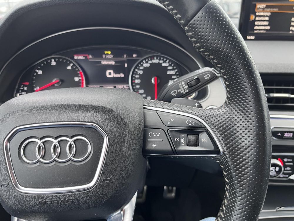 AUDI Q7 3.0 V6 TDI quattro Tiptronic ic S-line. BOSE hangrendszer. memória. 4x ülésfűtés. 4x digit klíma. Szervizelt!