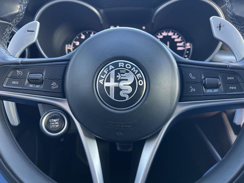 ALFA ROMEO STELVIO 2.0 T Super Q4 (Automata) 200le. LED Tempomat Navi Lejtmenet Bluetooth Kormányváltó