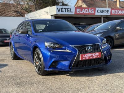 LEXUS IS 200t F Sport (Automata) 75e km. Magyarországi. Márkaszervizelt!