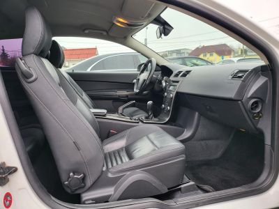 VOLVO C30 1.6 D [D2] R-Design