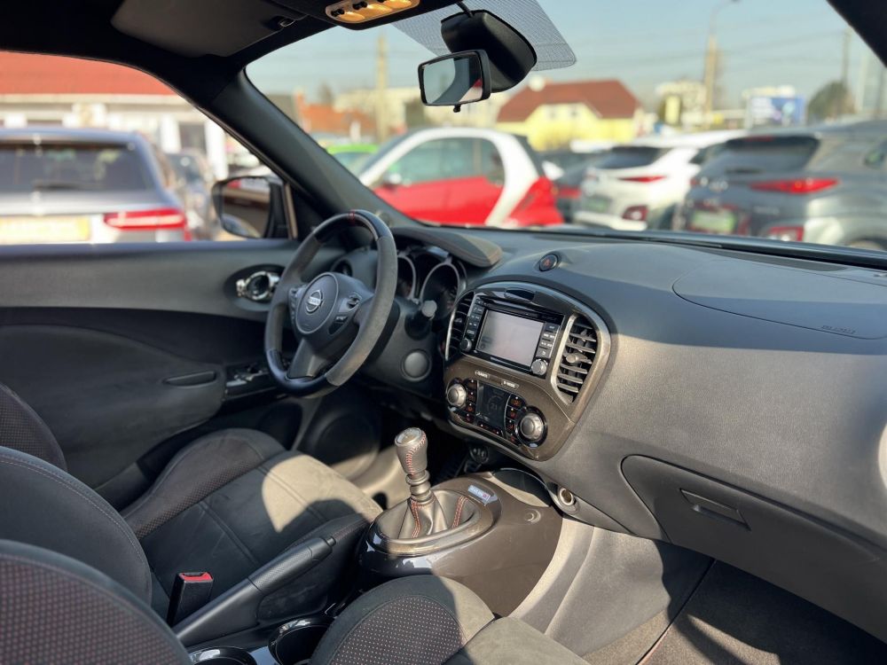 NISSAN JUKE 1.6 DIG-T Nismo RS E6 69e km. Limited edition. Végig vezetett szervizkönyv. Gyári fényezés. 360 kamera