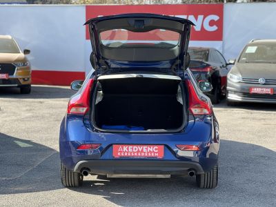 VOLVO V40 1.6 T3 Ocean Race