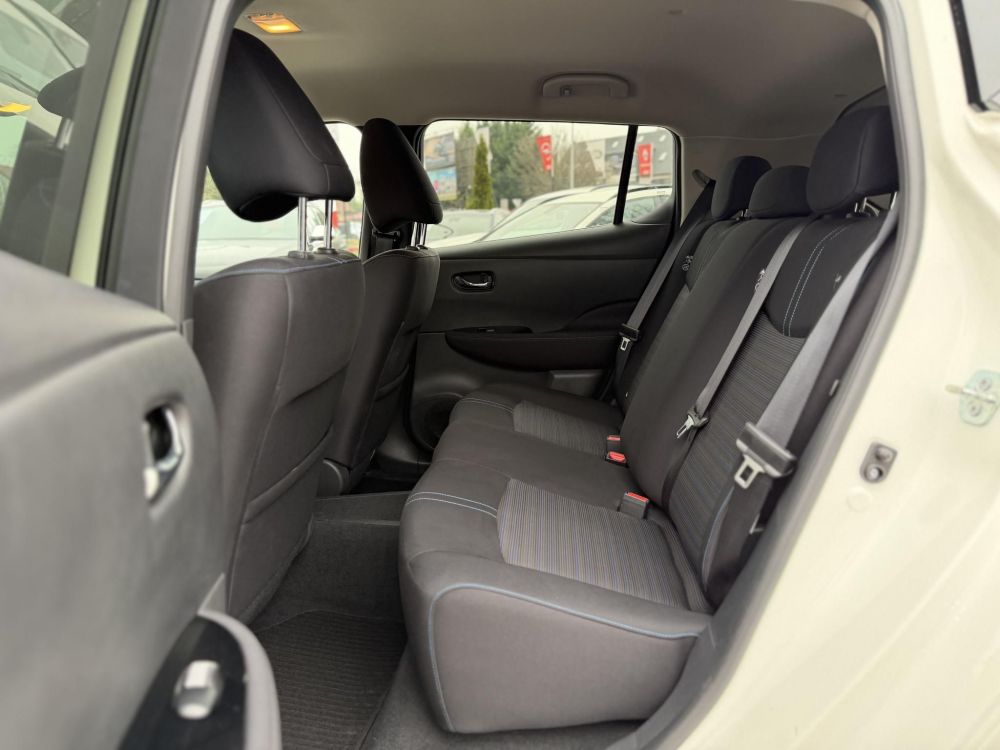 NISSAN LEAF N-Connecta e+ 62kWh (Automata) 96% akku 9e km 360 kamera ProPilot 4x ülésfűtés