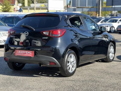 MAZDA 2 1.5 Takumi Automata 58e km. végig vezetett szervizkönyv. 4 évszakos gumik. CARPLAY!