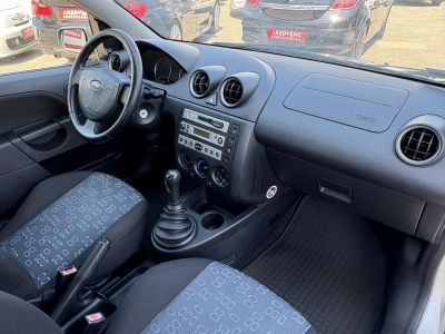 FORD FIESTA 1.3 Ambiente M.o.-i. Klíma Frissen szervizelt!