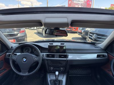 BMW 320d xDrive Touring (Automata) 142e km. Magyarországi Panorámatető Tempomat Ülésfűtés Bőr
