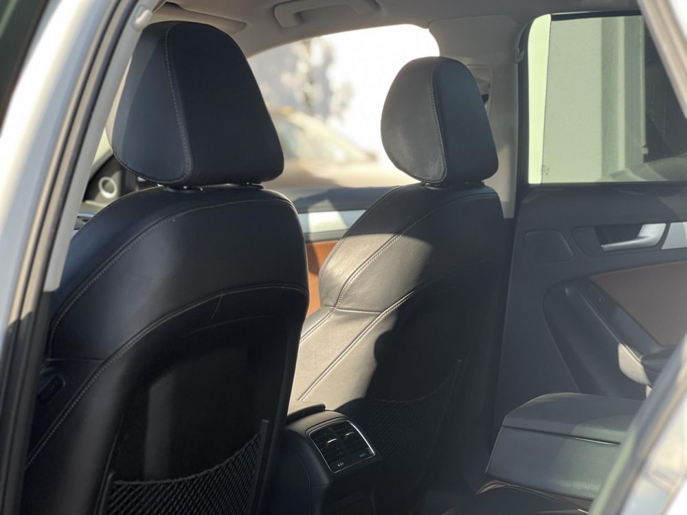 AUDI A4 ALLROAD 3.0 V6 TDI DPF quattro S-tronic Bang & Olufsen. ACC. bi-xenon. barna bőrbelső. téli-nyári kerék szett!