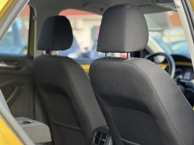 VOLKSWAGEN T-ROC 1.5 TSI ACT Style DSG 140e km. M.-o.i. távolságtartó. sávtartó. navigáció. ülésfűtés. CARPLAY!