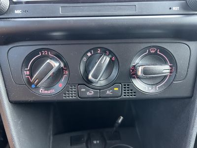 VOLKSWAGEN POLO V 1.6 75 CR TDI Trendline Klíma Carplay Kamera Frissen szervizelt!