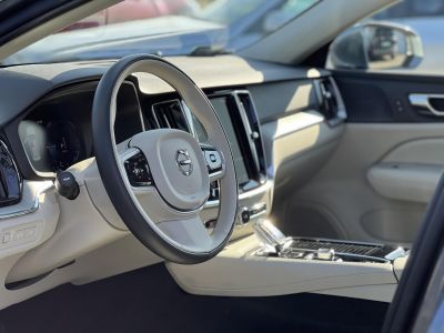 VOLVO S60 2.0 [T8] Recharge Inscription AWD Geartronic 27e km. M.o.-i. garanciális. márkaszervizelt. harman/kardon. ZÖLD rendszám!