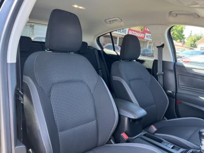 FORD FOCUS 1.0 EcoBoost Active M.o.-i. 1.tul. Márkaszervizelt!