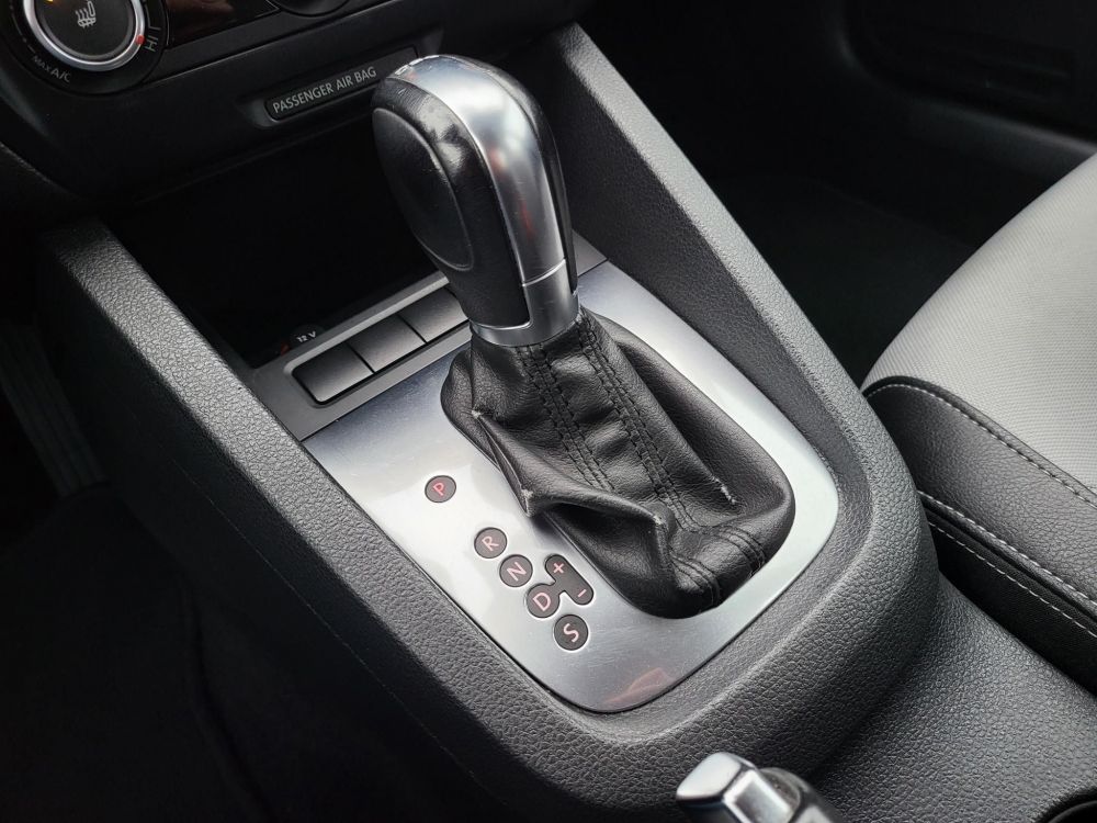 VOLKSWAGEN JETTA 1.4 TSI BMT Highline DSG Magyarországi Tempomat Ülésfűtés Frissen szervizelt!