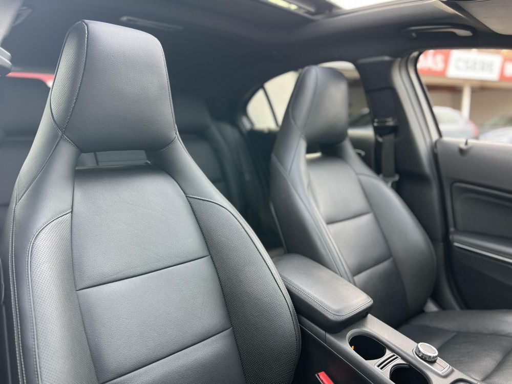 MERCEDES-AMG A 45 4Matic 7G-DCT 75e km. napfénytető. harman/kardon. memória. xenon