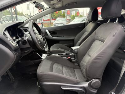 KIA CEE'D Pro1.6 CRDI EX Klíma Tempomat Bluetooth 182e km!
