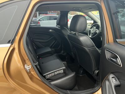 MERCEDES-BENZ B 180 CDI BlueEFFICIENCY (Automata) Tempomat Navi Ülésfűtés Bőr PDC Vonóhorog