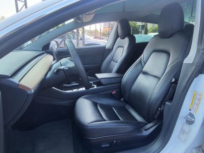 TESLA MODEL 3 Standard Range Plus Aut garanciális. 2 töltőkábel!