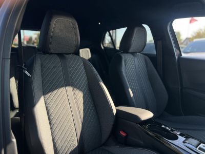 PEUGEOT 2008 1.2 Hybrid Allure e-DCS6 6e km. 360 kamera. Drive assist csomag. Keyless-Go