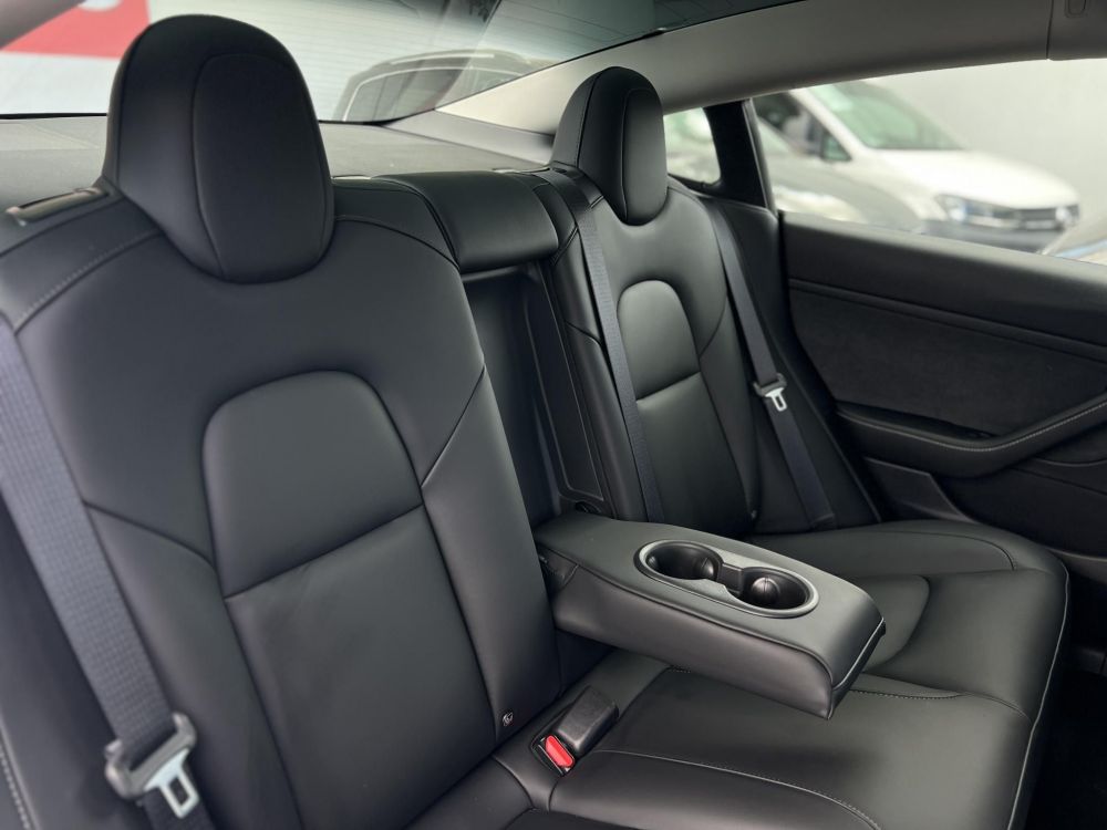 TESLA MODEL 3 Long Range AWD (Automata) 103e km. AMD Ryzen. mátrix LED. hőszivattyú. 2030-ig garanciális!