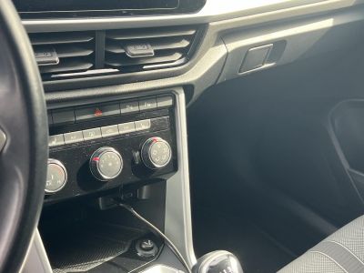 VOLKSWAGEN T-ROC 1.5 TSI ACT Life M.o.-i. 1 tul. Garanciális